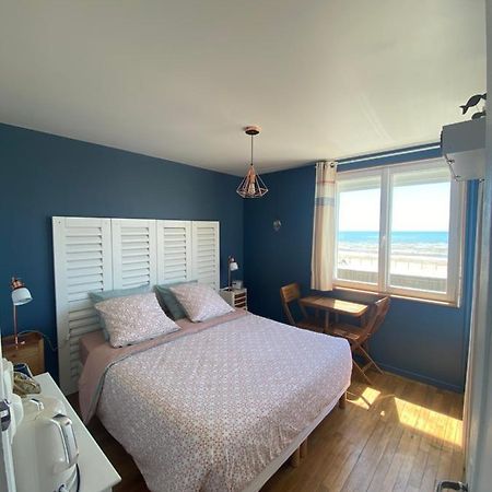 Chambre D'Hotes "Lumiere Du Cap" Vue Mer Barneville-Carteret Exterior foto