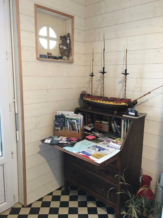 Chambre D'Hotes "Lumiere Du Cap" Vue Mer Barneville-Carteret Exterior foto